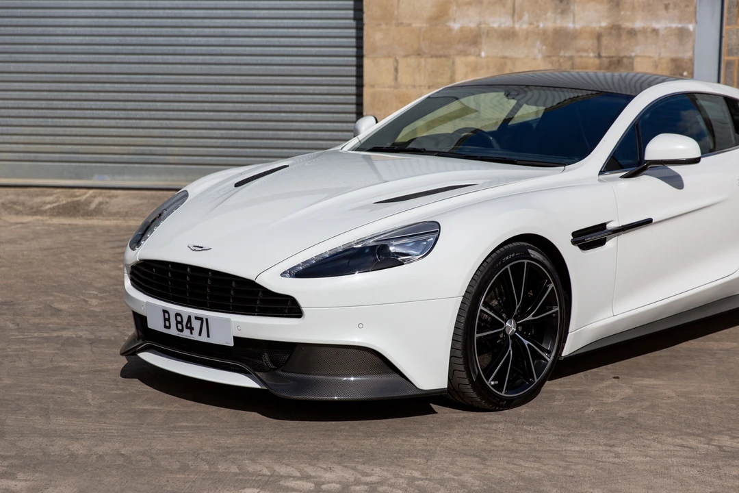 2014 Aston Martin Vanquish 2nd Gen - Image 21 of 31