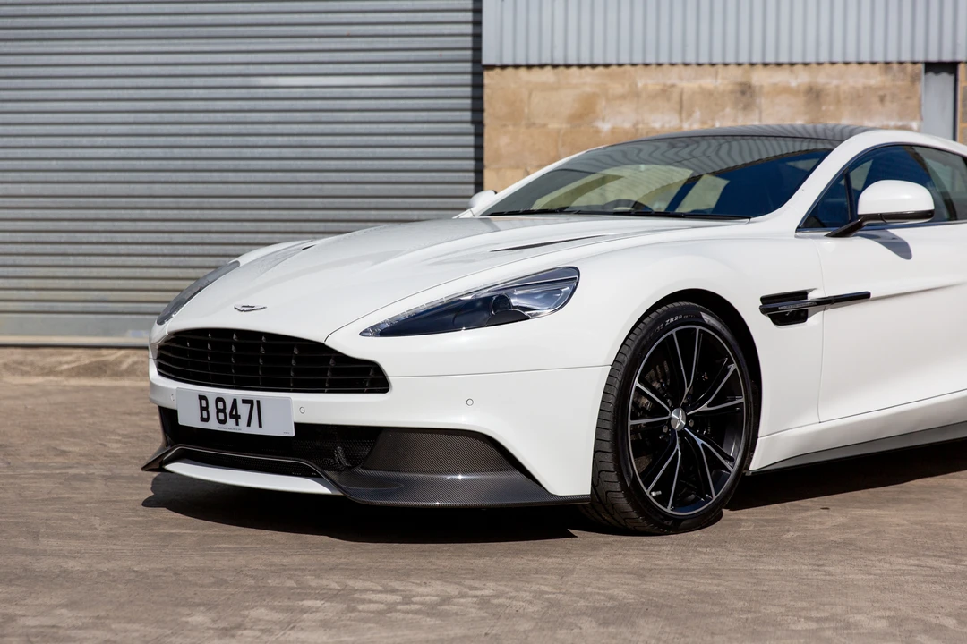 2014 Aston Martin Vanquish 2nd Gen - Image 22 of 31