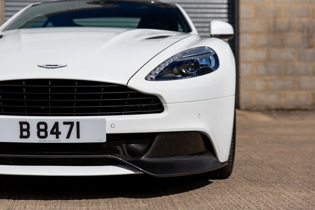 2014 Aston Martin Vanquish 2nd Gen - Image 25 of 31