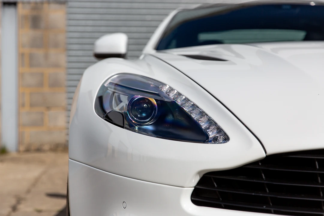 2014 Aston Martin Vanquish 2nd Gen - Image 27 of 31
