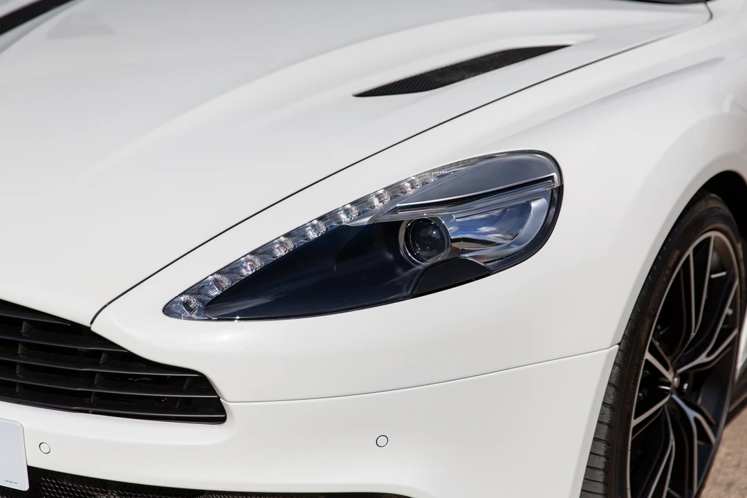 2014 Aston Martin Vanquish 2nd Gen - Image 29 of 31