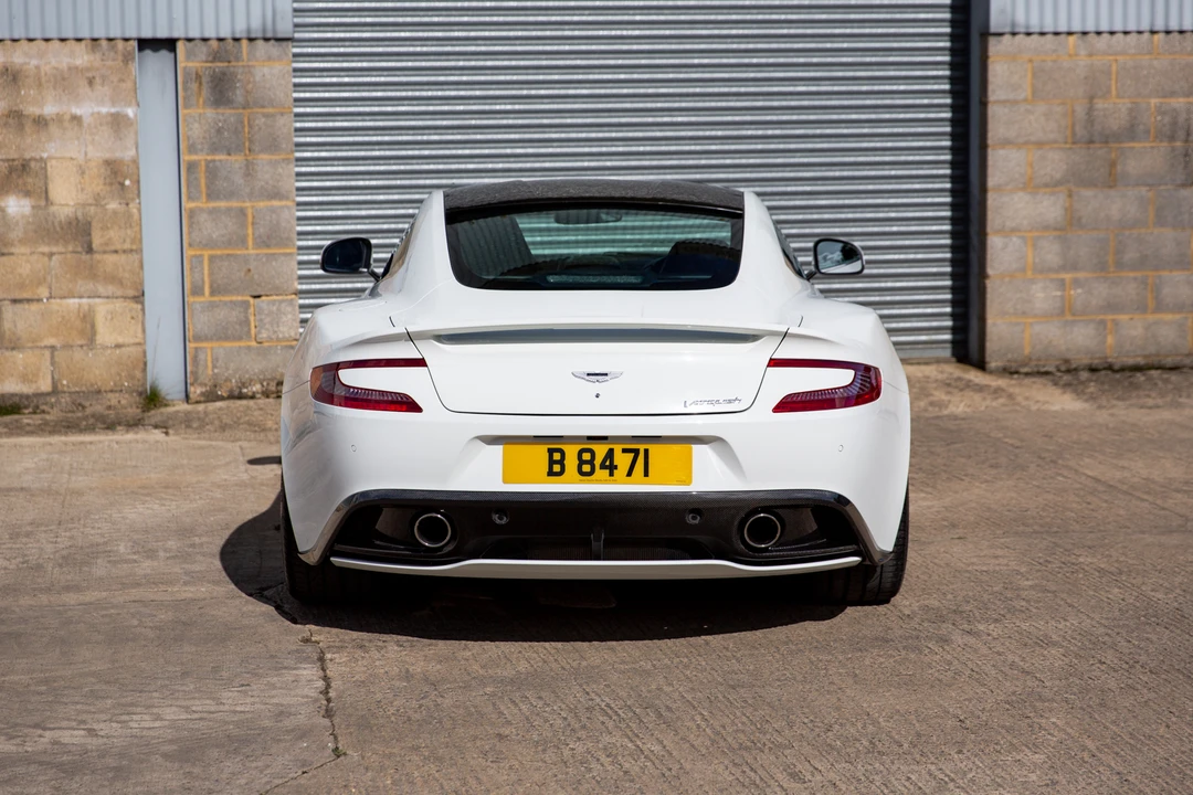 2014 Aston Martin Vanquish 2nd Gen - Image 15 of 31