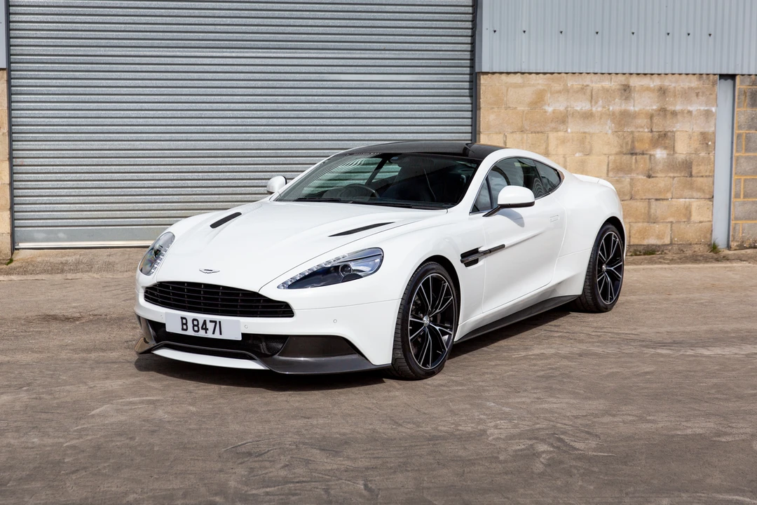 2014 Aston Martin Vanquish 2nd Gen - Image 12 of 31