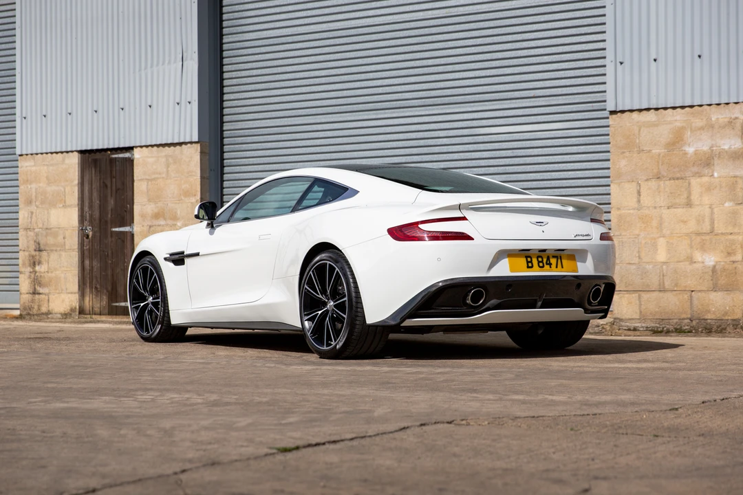 2014 Aston Martin Vanquish 2nd Gen - Image 14 of 31