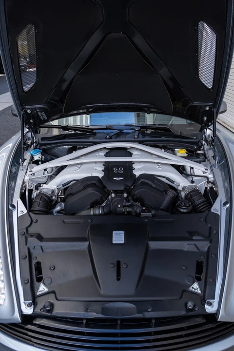 2014 Aston Martin Vanquish 2nd Gen - Image 8 of 31