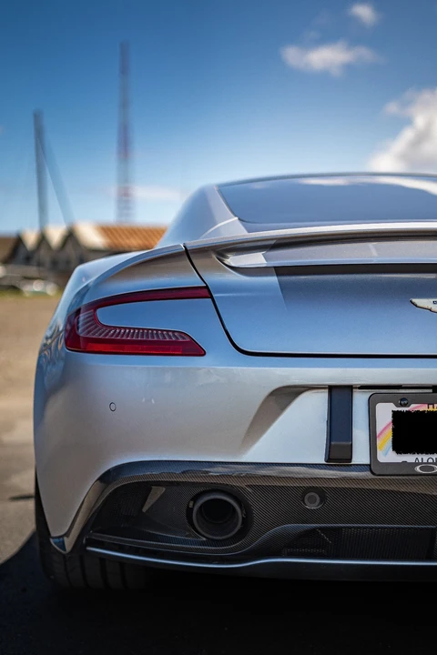 2014 Aston Martin Vanquish 2nd Gen - Image 30 of 31