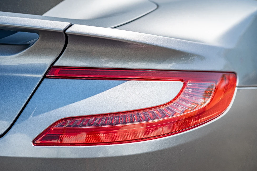 2014 Aston Martin Vanquish 2nd Gen - Image 20 of 31