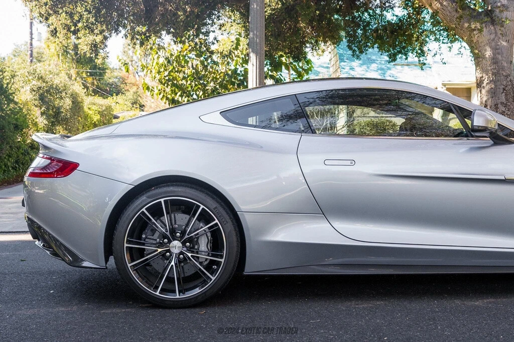2014 Aston Martin Vanquish 2nd Gen - Image 10 of 12