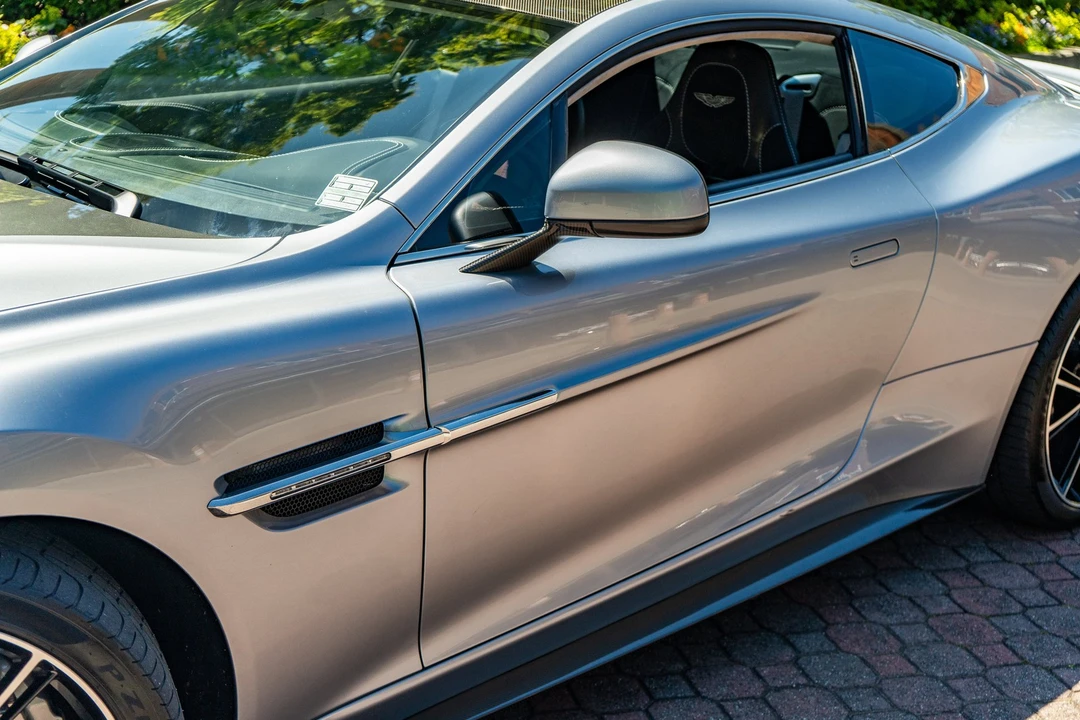 2014 Aston Martin Vanquish 2nd Gen - Image 23 of 31