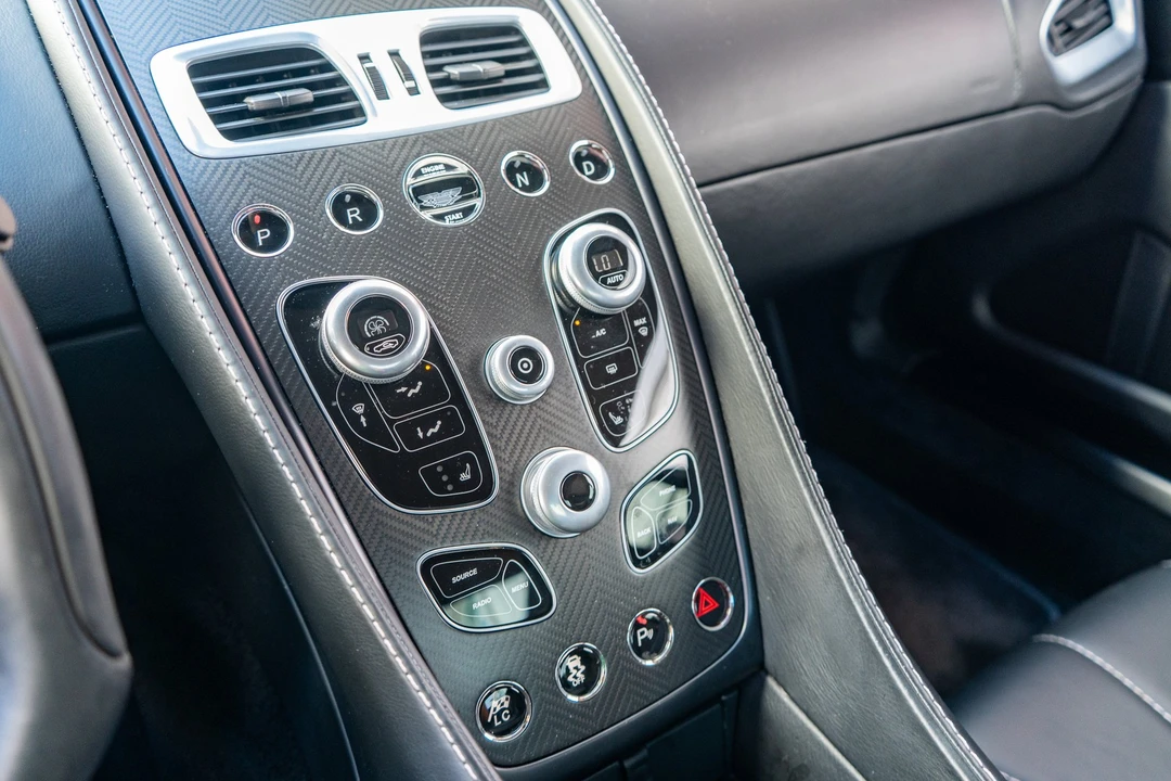 2014 Aston Martin Vanquish 2nd Gen - Image 17 of 31