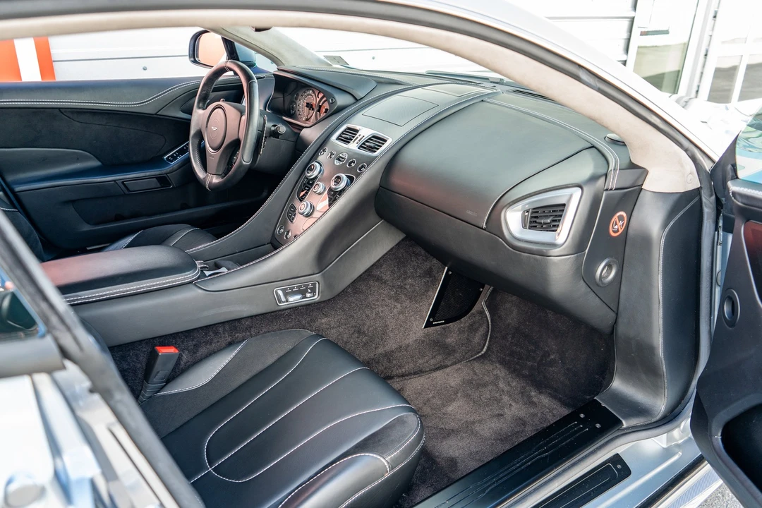 2014 Aston Martin Vanquish 2nd Gen - Image 18 of 31