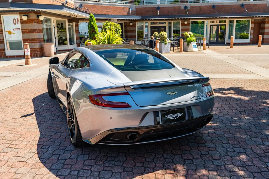 2014 Aston Martin Vanquish 2nd Gen - Image 25 of 31
