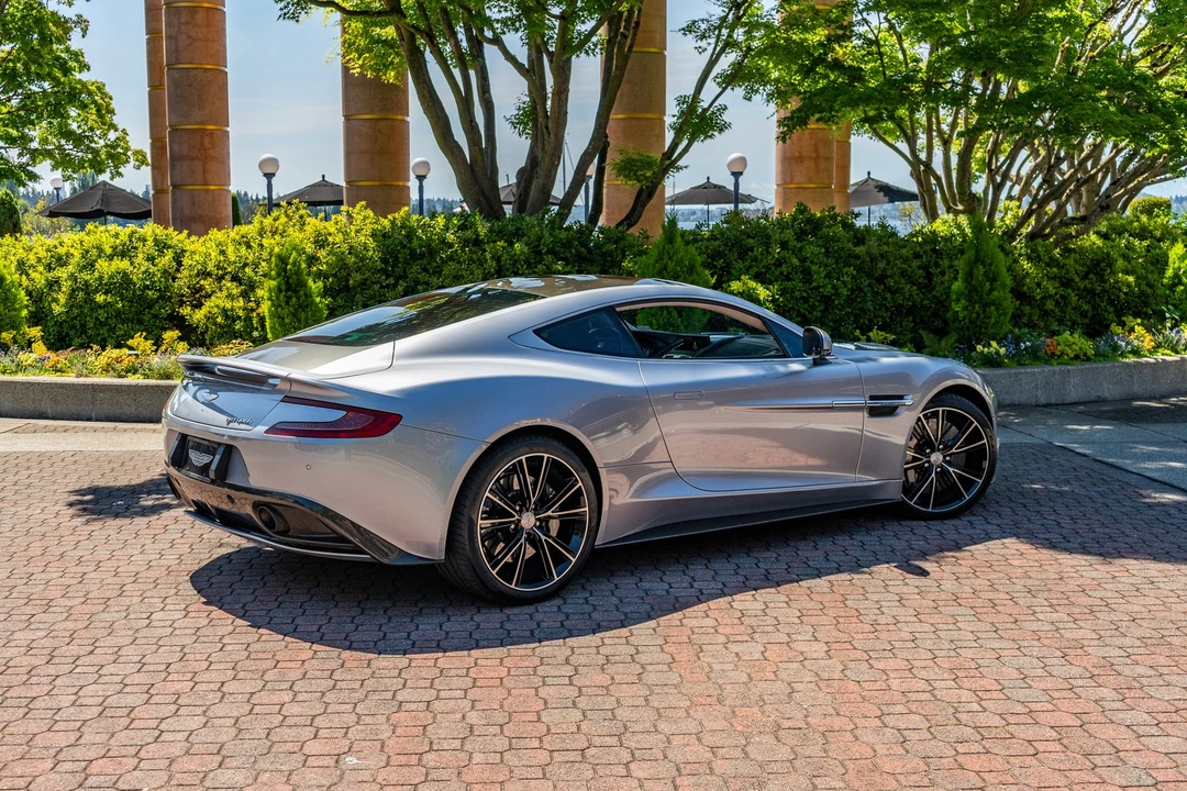 2014 Aston Martin Vanquish 2nd Gen - Image 28 of 31