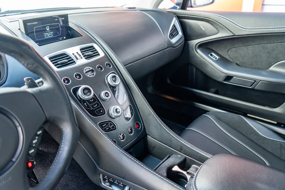 2014 Aston Martin Vanquish 2nd Gen - Image 9 of 31