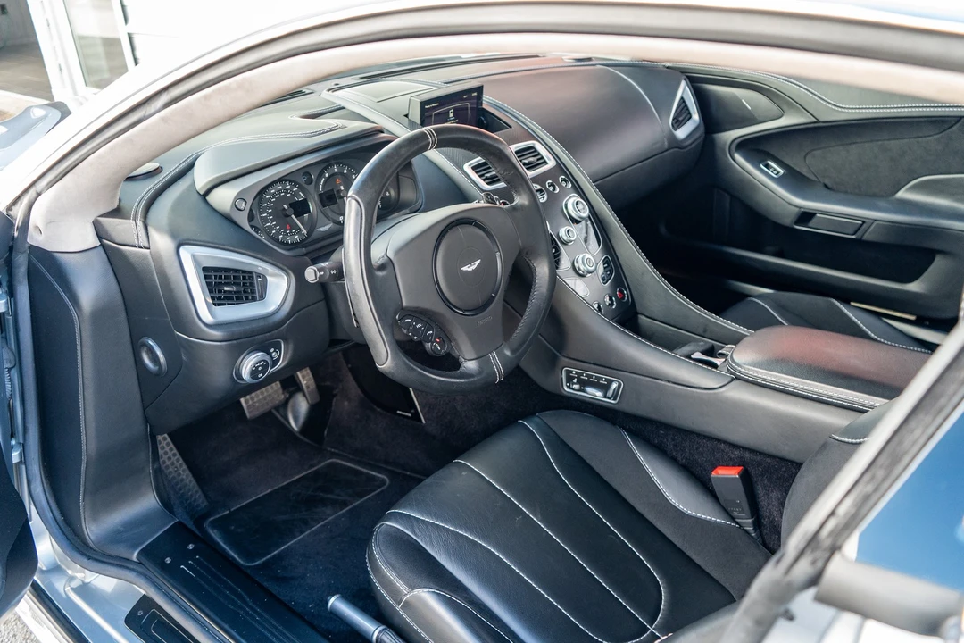 2014 Aston Martin Vanquish 2nd Gen - Image 2 of 31