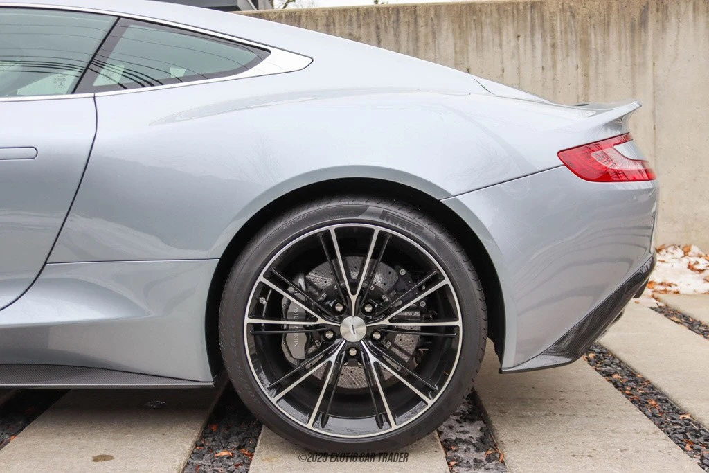 2014 Aston Martin Vanquish 2nd Gen - Image 5 of 12