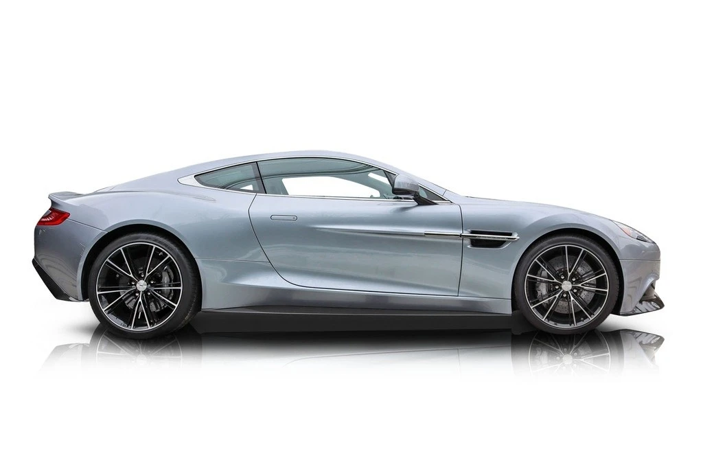 2014 Aston Martin Vanquish 2nd Gen - Image 2 of 12