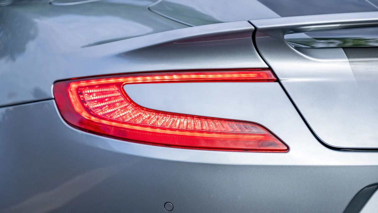 2014 Aston Martin Vanquish 2nd Gen - Image 16 of 31