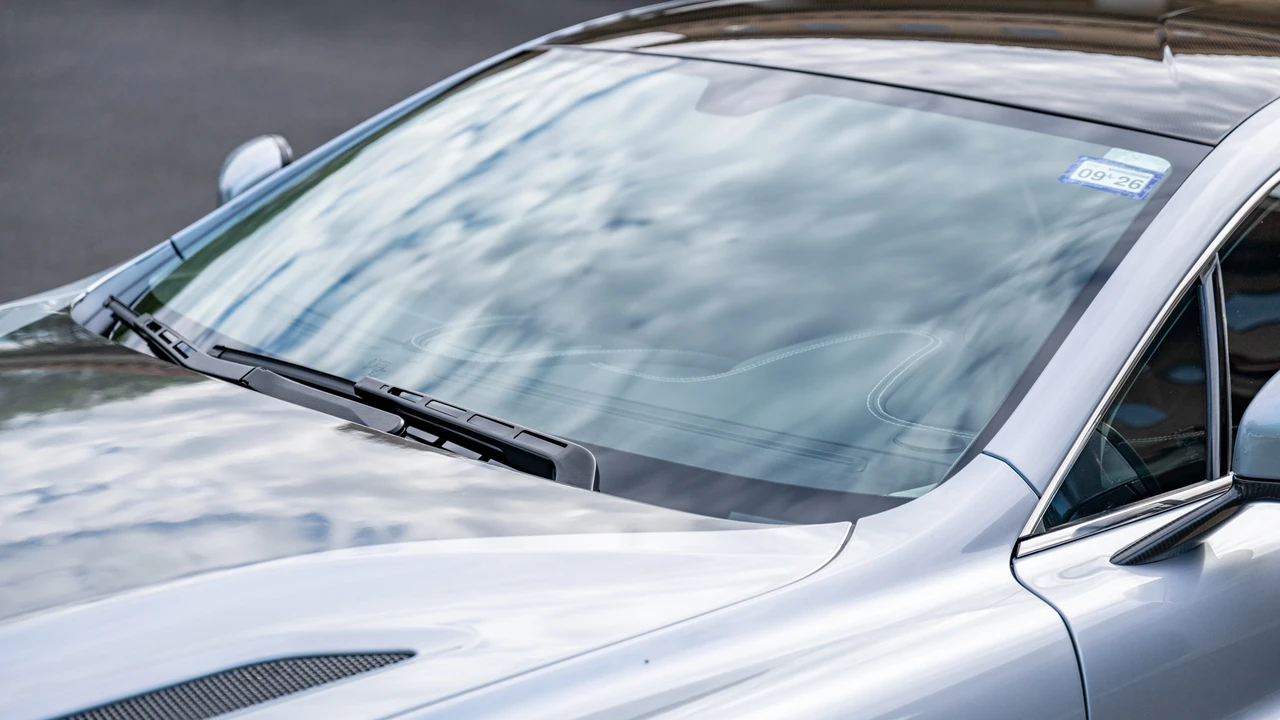 2014 Aston Martin Vanquish 2nd Gen - Image 20 of 31