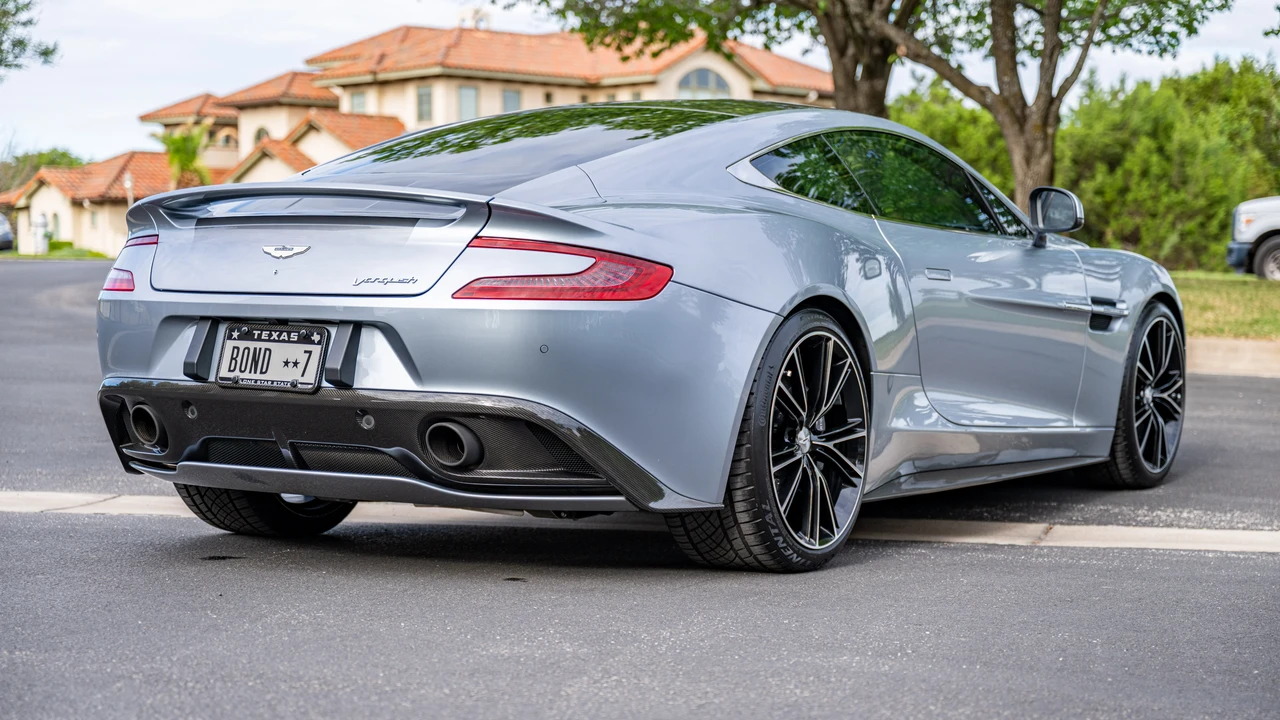 2014 Aston Martin Vanquish 2nd Gen - Image 5 of 31