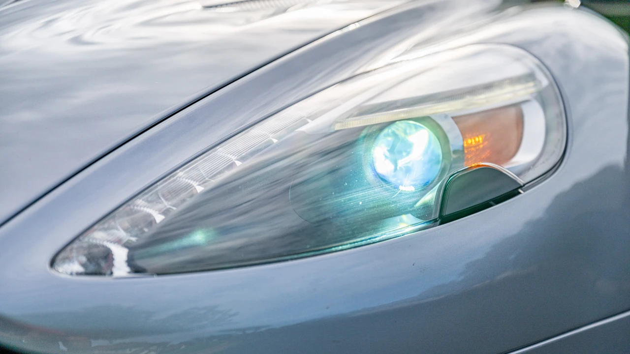 2014 Aston Martin Vanquish 2nd Gen - Image 14 of 31