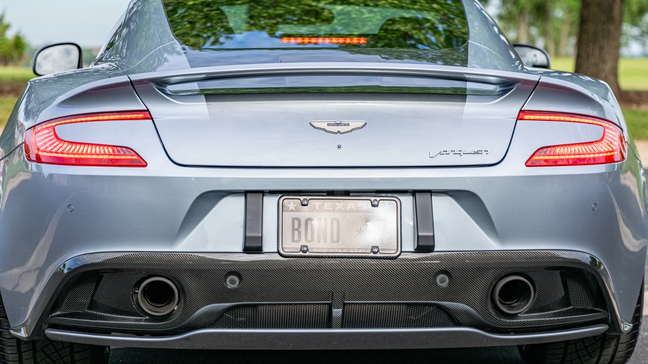2014 Aston Martin Vanquish 2nd Gen - Image 15 of 31