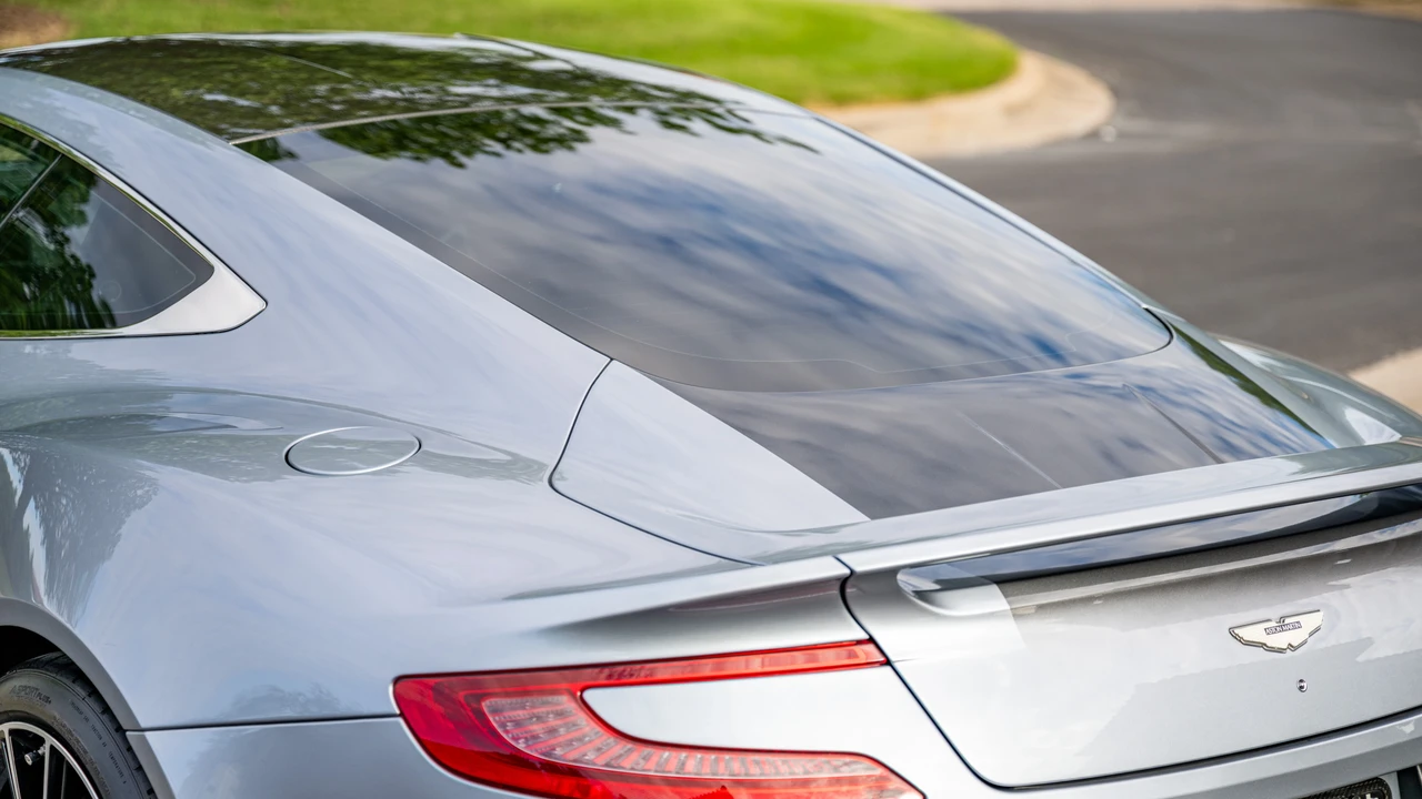 2014 Aston Martin Vanquish 2nd Gen - Image 23 of 31
