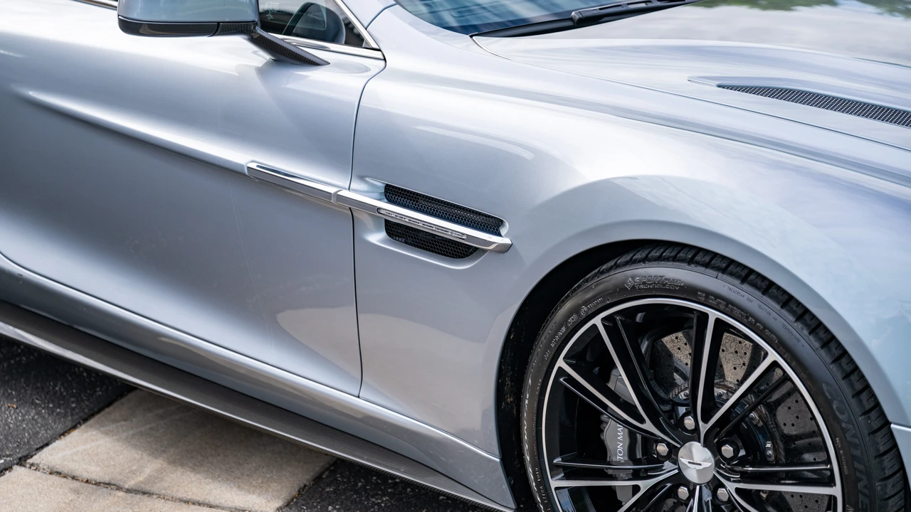 2014 Aston Martin Vanquish 2nd Gen - Image 31 of 31