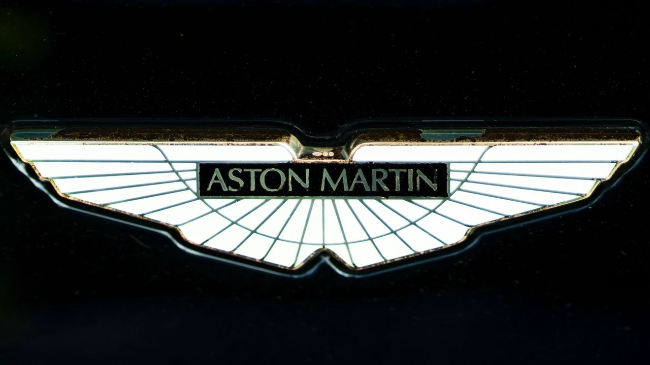 2014 Aston Martin Vanquish 2nd Gen - Image 20 of 31