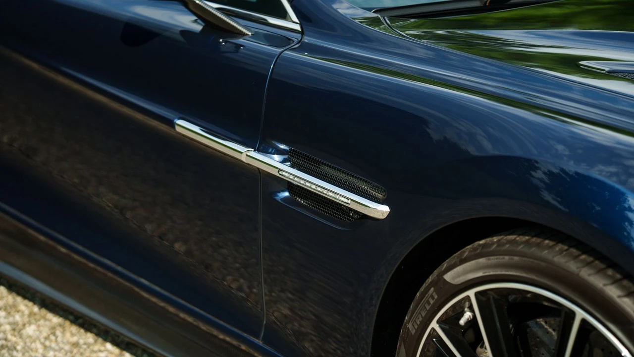 2014 Aston Martin Vanquish 2nd Gen - Image 26 of 31