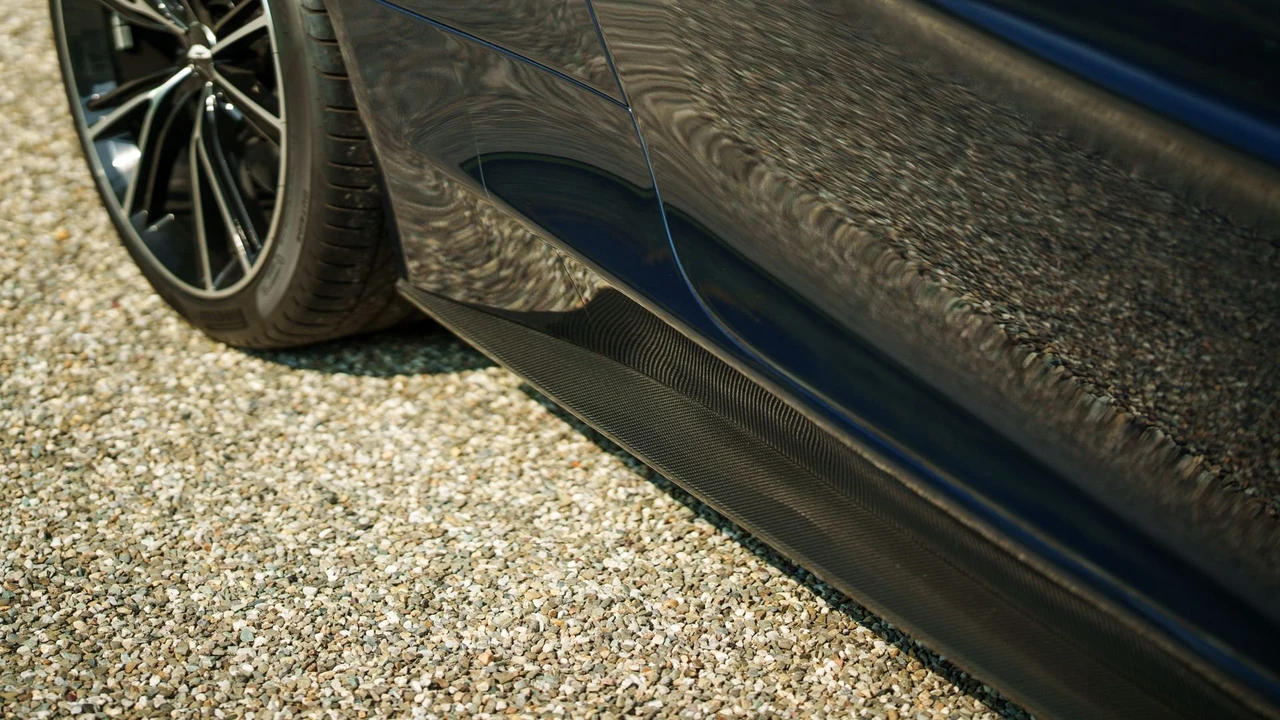 2014 Aston Martin Vanquish 2nd Gen - Image 30 of 31