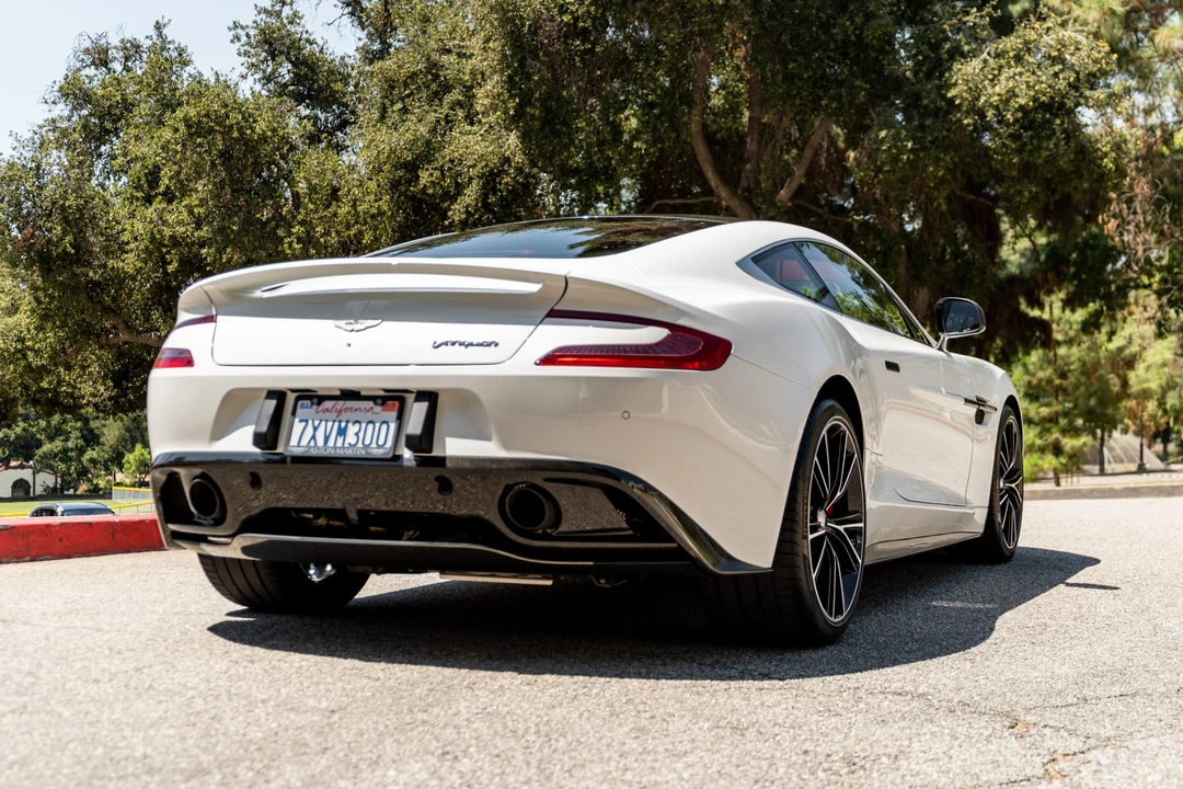 2014 Aston Martin Vanquish 2nd Gen - Image 10 of 31