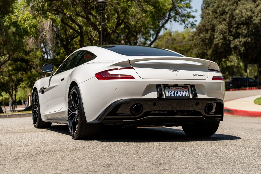 2014 Aston Martin Vanquish 2nd Gen - Image 14 of 31