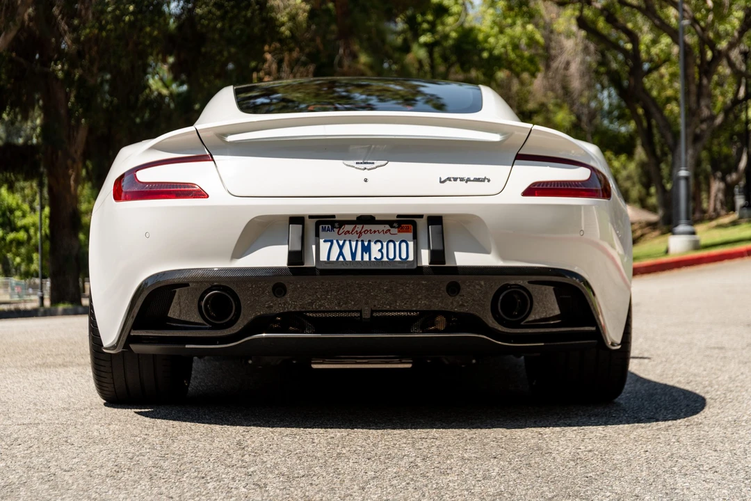 2014 Aston Martin Vanquish 2nd Gen - Image 12 of 31