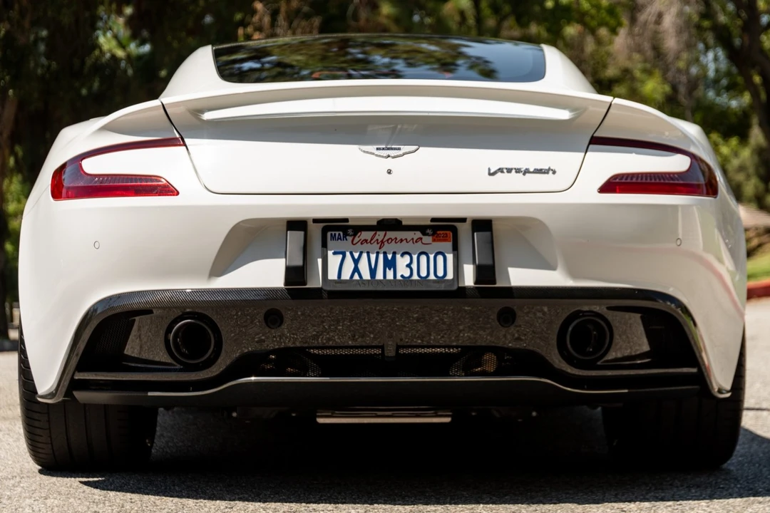 2014 Aston Martin Vanquish 2nd Gen - Image 13 of 31