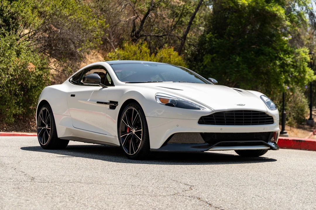 2014 Aston Martin Vanquish 2nd Gen - Image 5 of 31