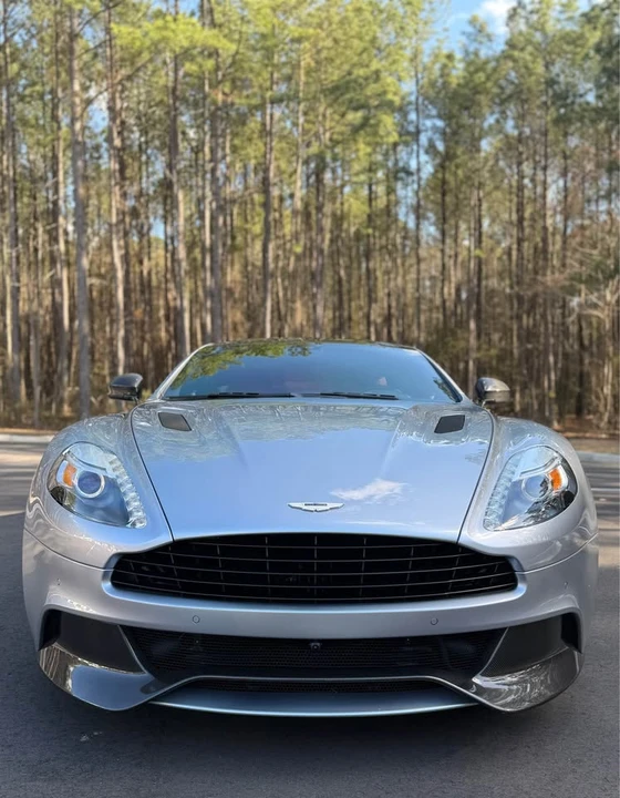 2014 Aston Martin Vanquish 2nd Gen - Image 5 of 20