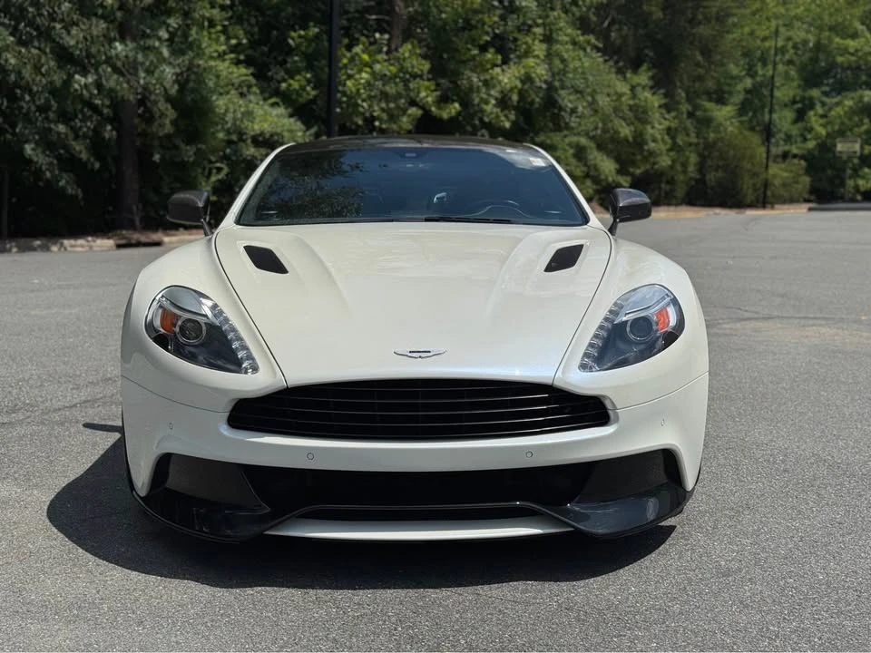2014 Aston Martin Vanquish 2nd Gen - Image 2 of 20