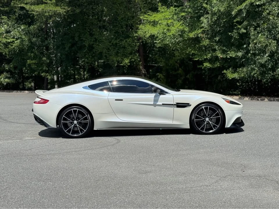 2014 Aston Martin Vanquish 2nd Gen - Image 8 of 20