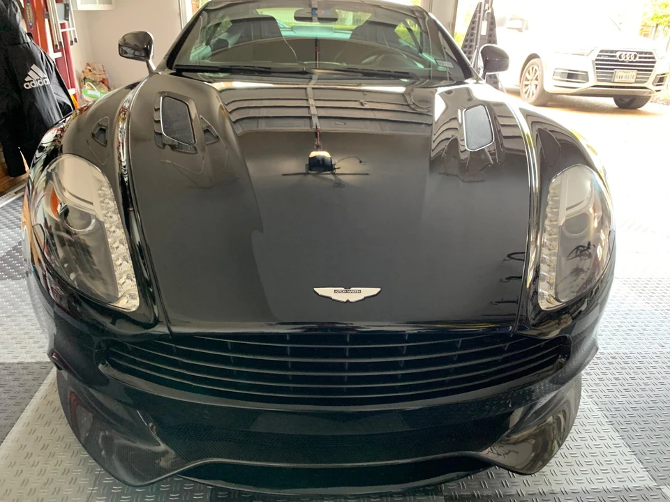 2014 Aston Martin Vanquish 2nd Gen - Image 22 of 31