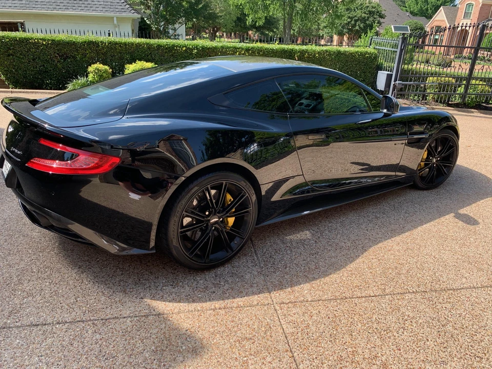 2014 Aston Martin Vanquish 2nd Gen - Image 10 of 31