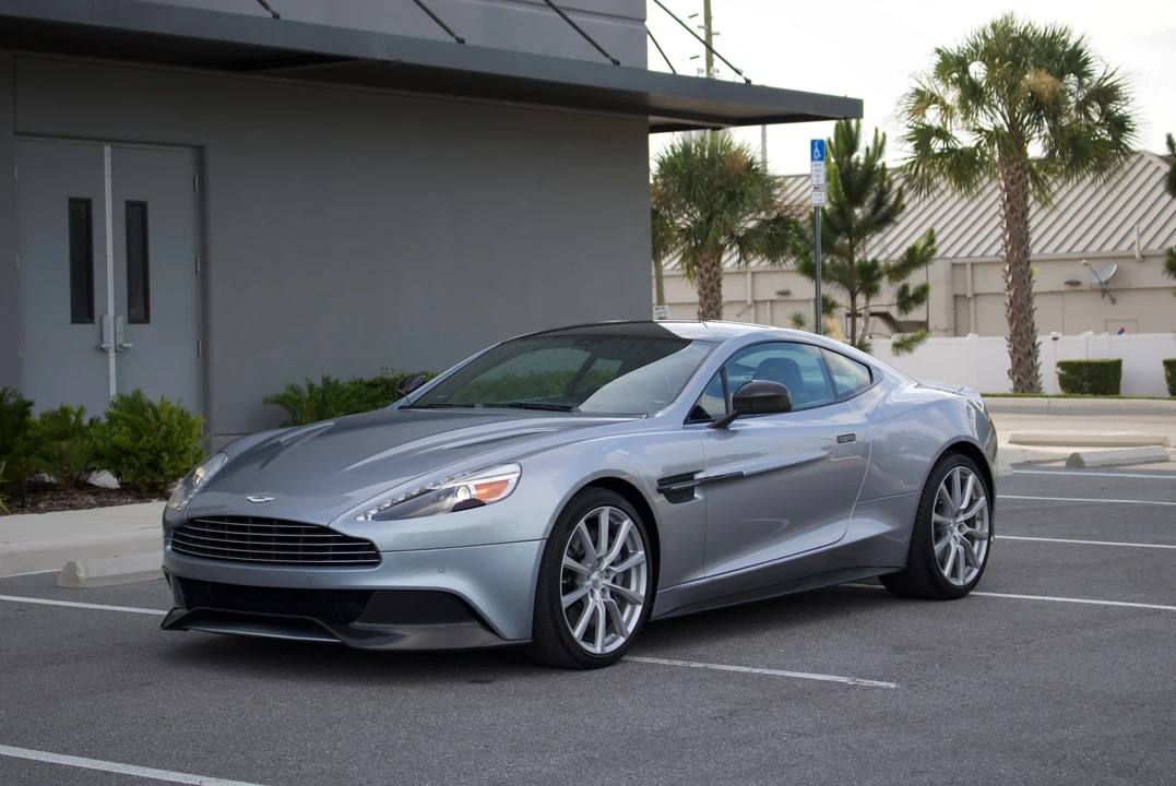 2014 Aston Martin Vanquish 2nd Gen - Image 7 of 31
