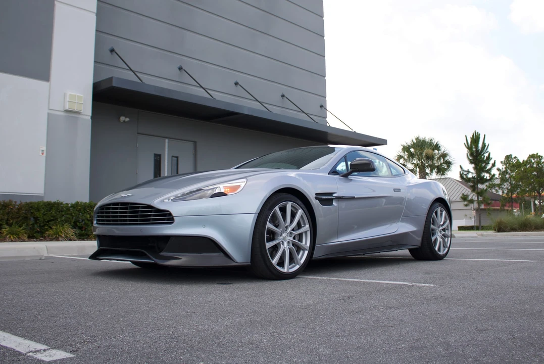2014 Aston Martin Vanquish 2nd Gen - Image 8 of 31
