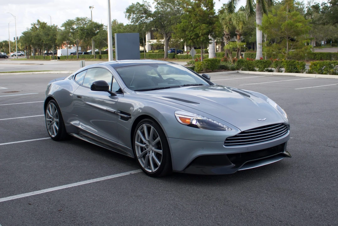 2014 Aston Martin Vanquish 2nd Gen - Image 13 of 31