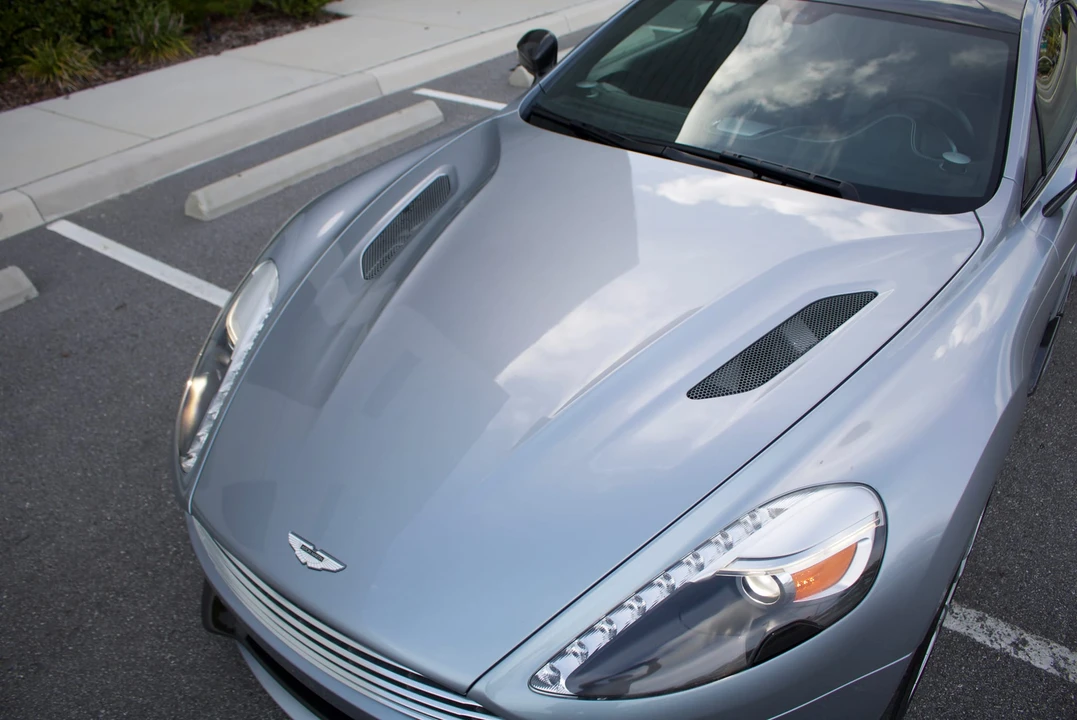 2014 Aston Martin Vanquish 2nd Gen - Image 28 of 31
