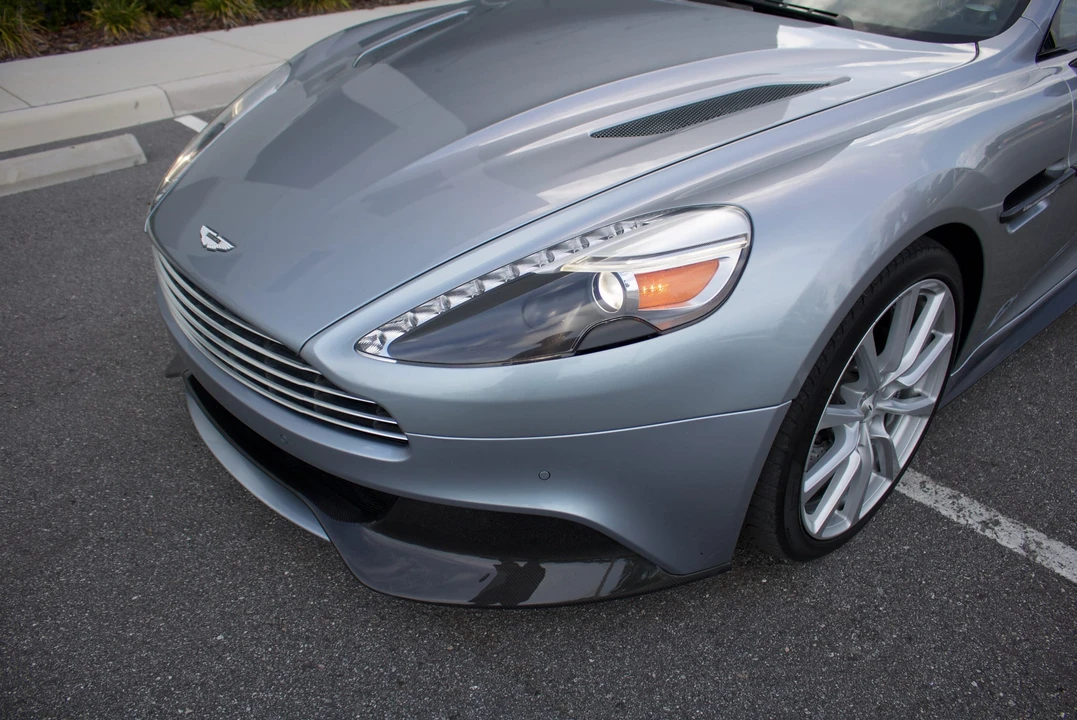 2014 Aston Martin Vanquish 2nd Gen - Image 29 of 31