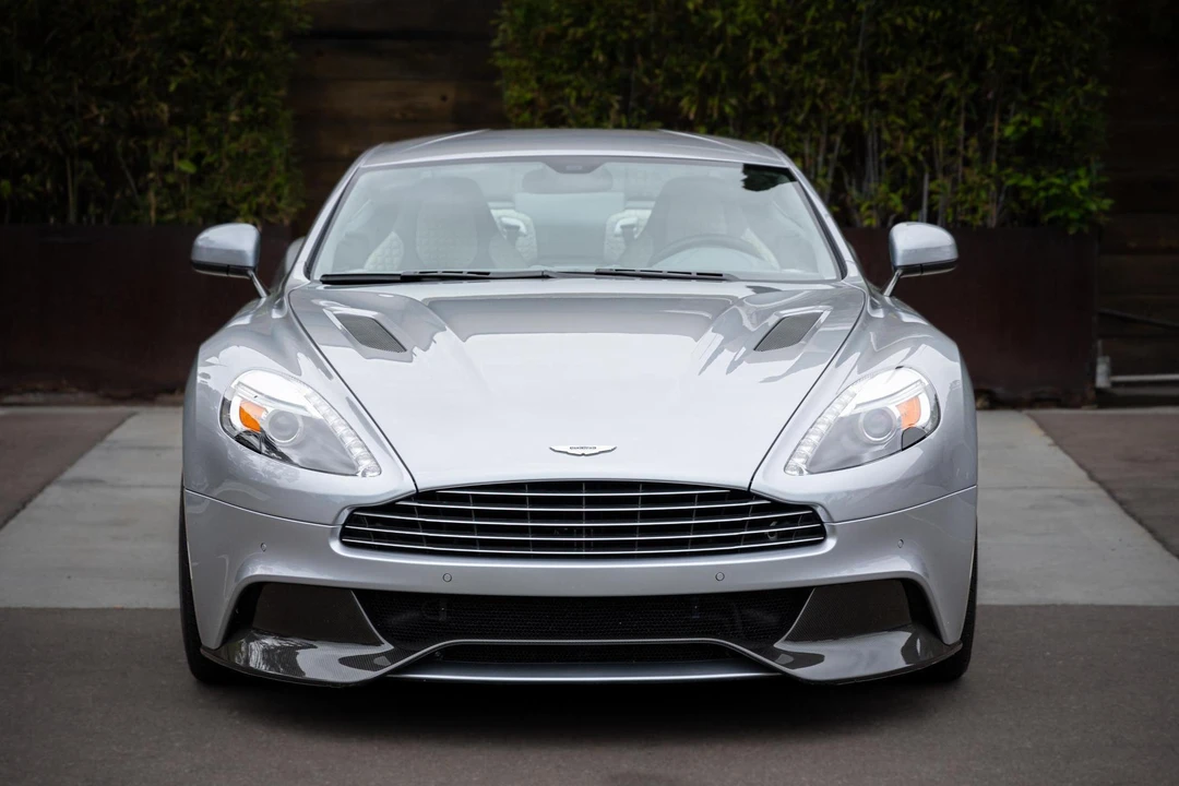 2014 Aston Martin Vanquish 2nd Gen - Image 2 of 31