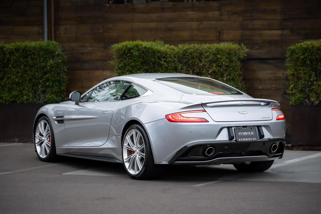 2014 Aston Martin Vanquish 2nd Gen - Image 13 of 31