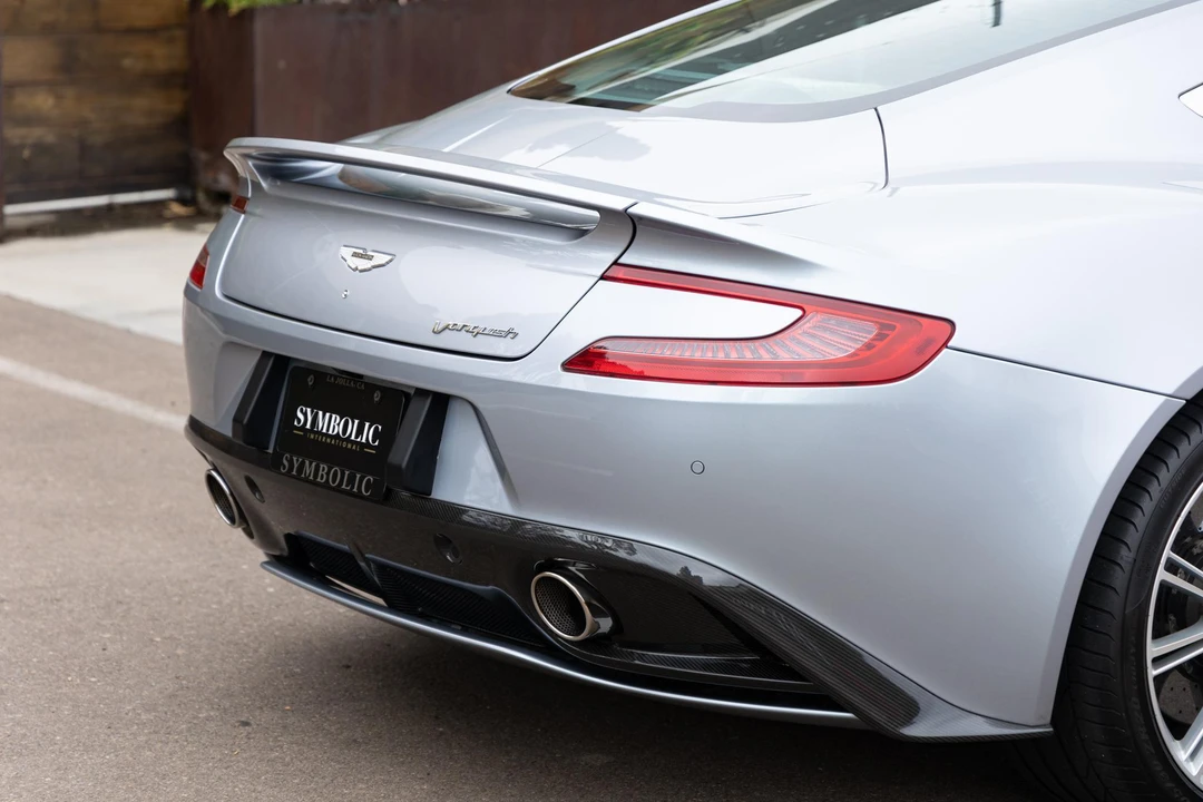 2014 Aston Martin Vanquish 2nd Gen - Image 30 of 31