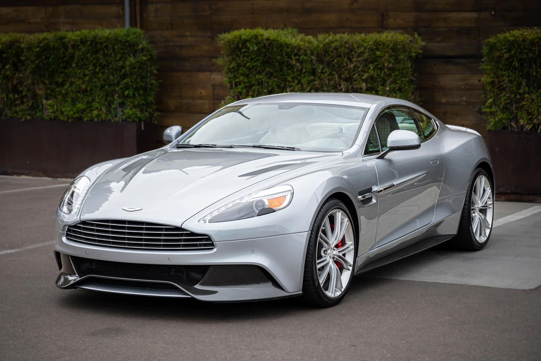 2014 Aston Martin Vanquish 2nd Gen - Image 8 of 31